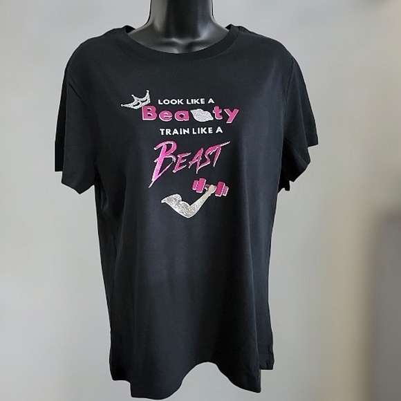 Women T-Shirt Classic Fit - Picture 3 of 7